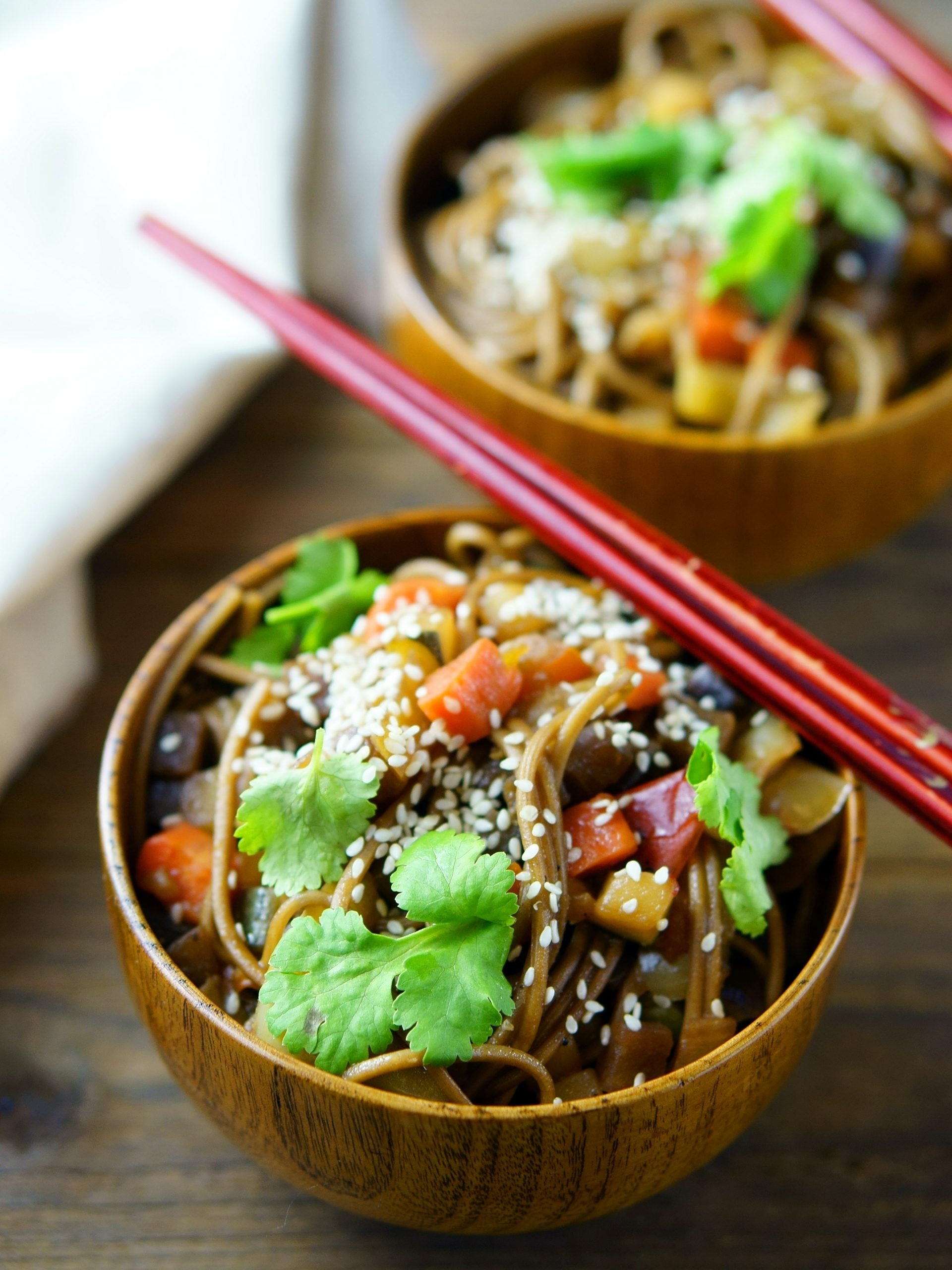 La ensalada china, plato estrella para este caluroso agosto - Restaurante Buen Gusto